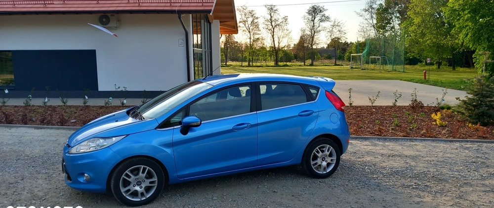 Ford Fiesta cena 22500 przebieg: 169000, rok produkcji 2011 z Świdnica małe 781